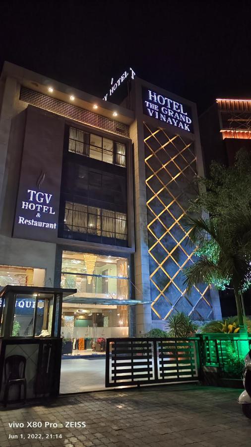 Tgv Hotel อาเมดาบัด ภายนอก รูปภาพ