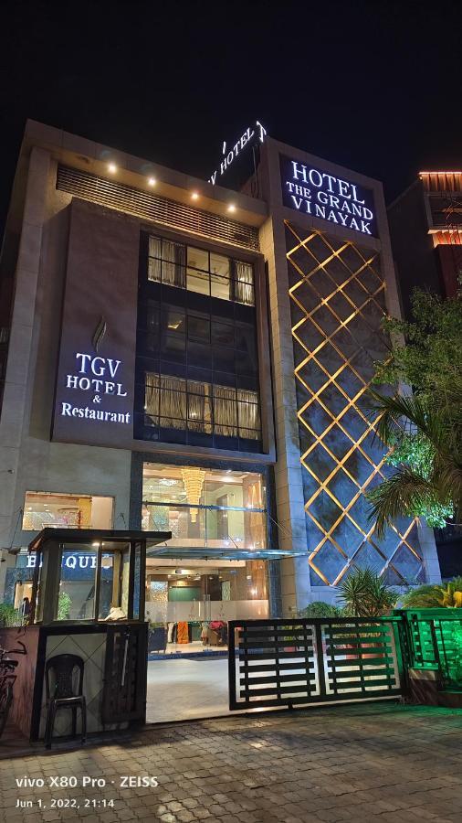 Tgv Hotel อาเมดาบัด ภายนอก รูปภาพ