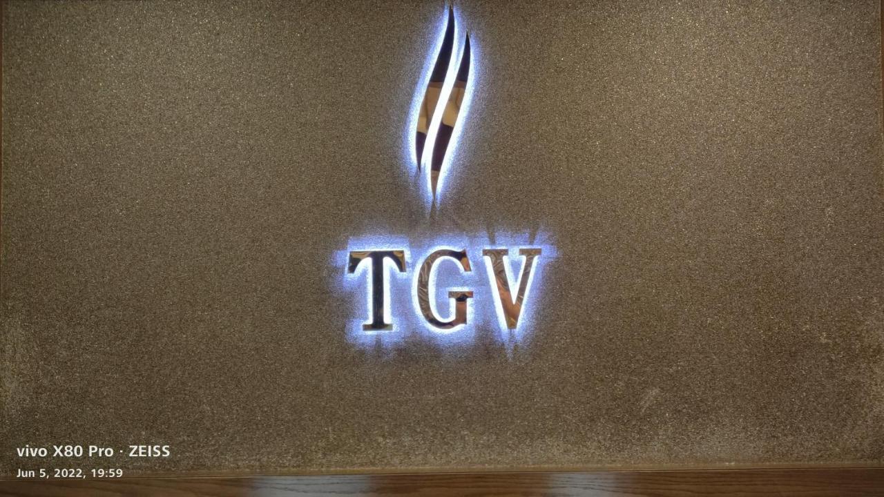 Tgv Hotel อาเมดาบัด ภายนอก รูปภาพ